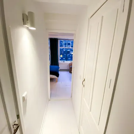 Large En-suite In Historic Canalhouse From 1729 Amsterdam