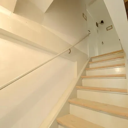 Semesterbostad Large En-suite In Historic Canalhouse From 1729 *