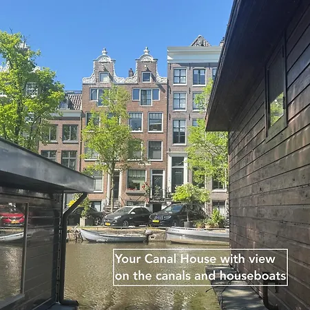 Feriehus Joyjoyjoy The Palm Ecolicious In A In Historic Canalhouse From 1729 With View On The Canals *